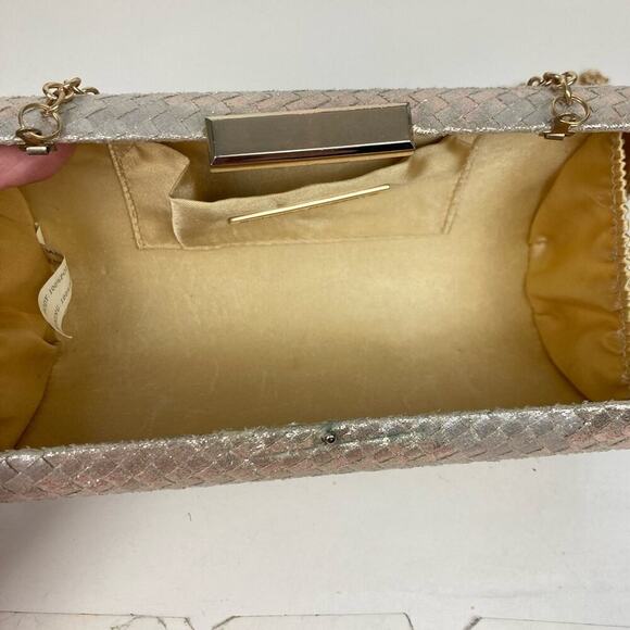 SONDRA ROBERTS Gold Basket Weave Clutch - Picture 7 of 12